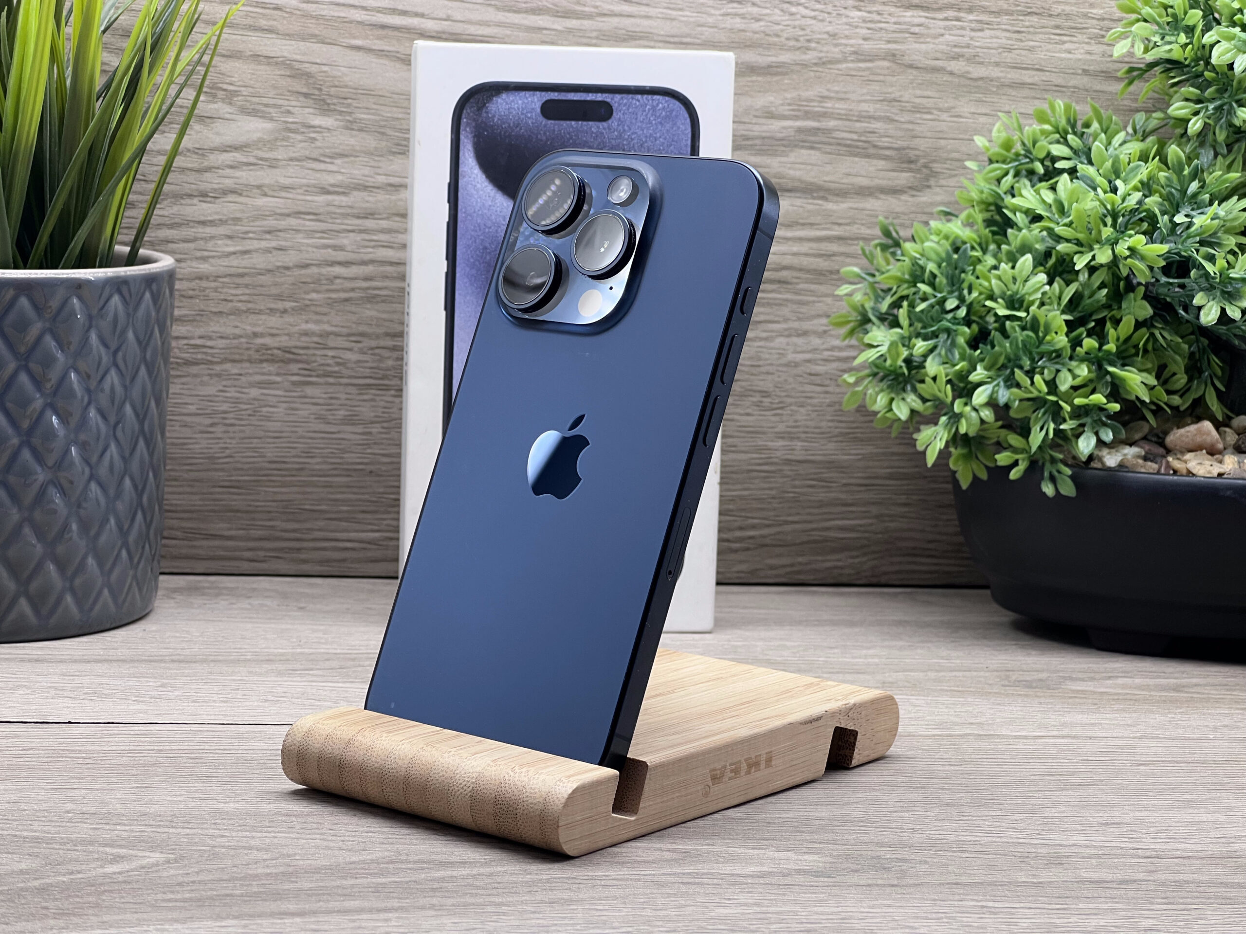 iPhone 15 Pro Blue Titanium 128GB 2 ÉV Garanciával Számlával Aksi 100%