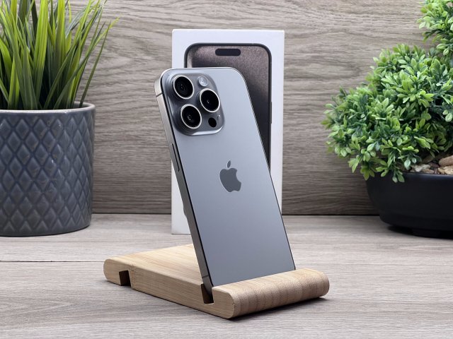 Hibátlan iPhone 15 Pro Natural Titanium 128GB 2 ÉV Garanciával Számlával