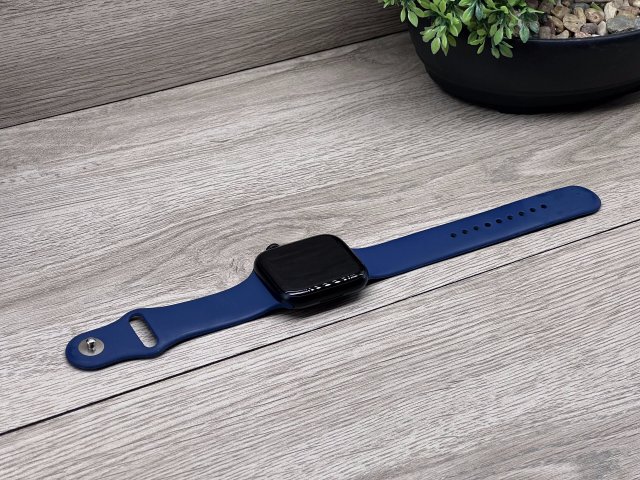 Apple Watch S8 Midnight CEL 45mm 2 ÉV Garanciával Számlával