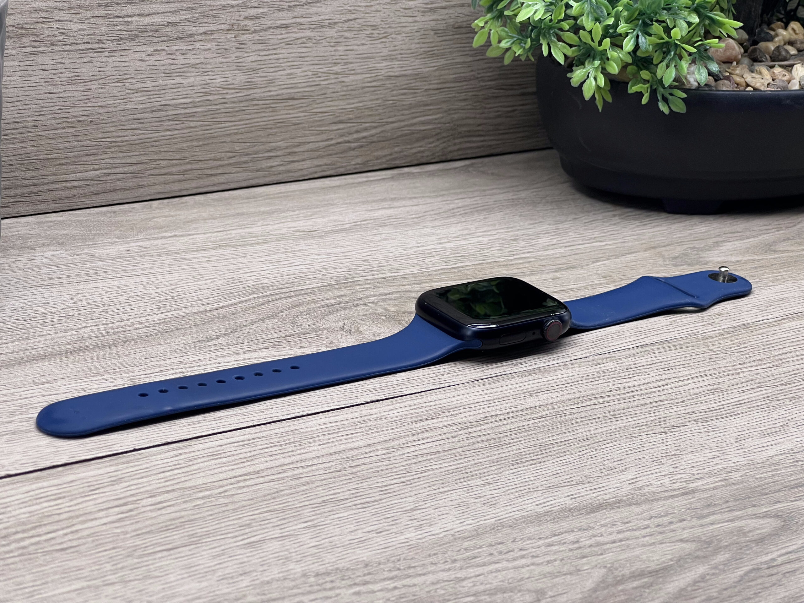 Apple Watch S8 Midnight CEL 45mm 2 ÉV Garanciával Számlával