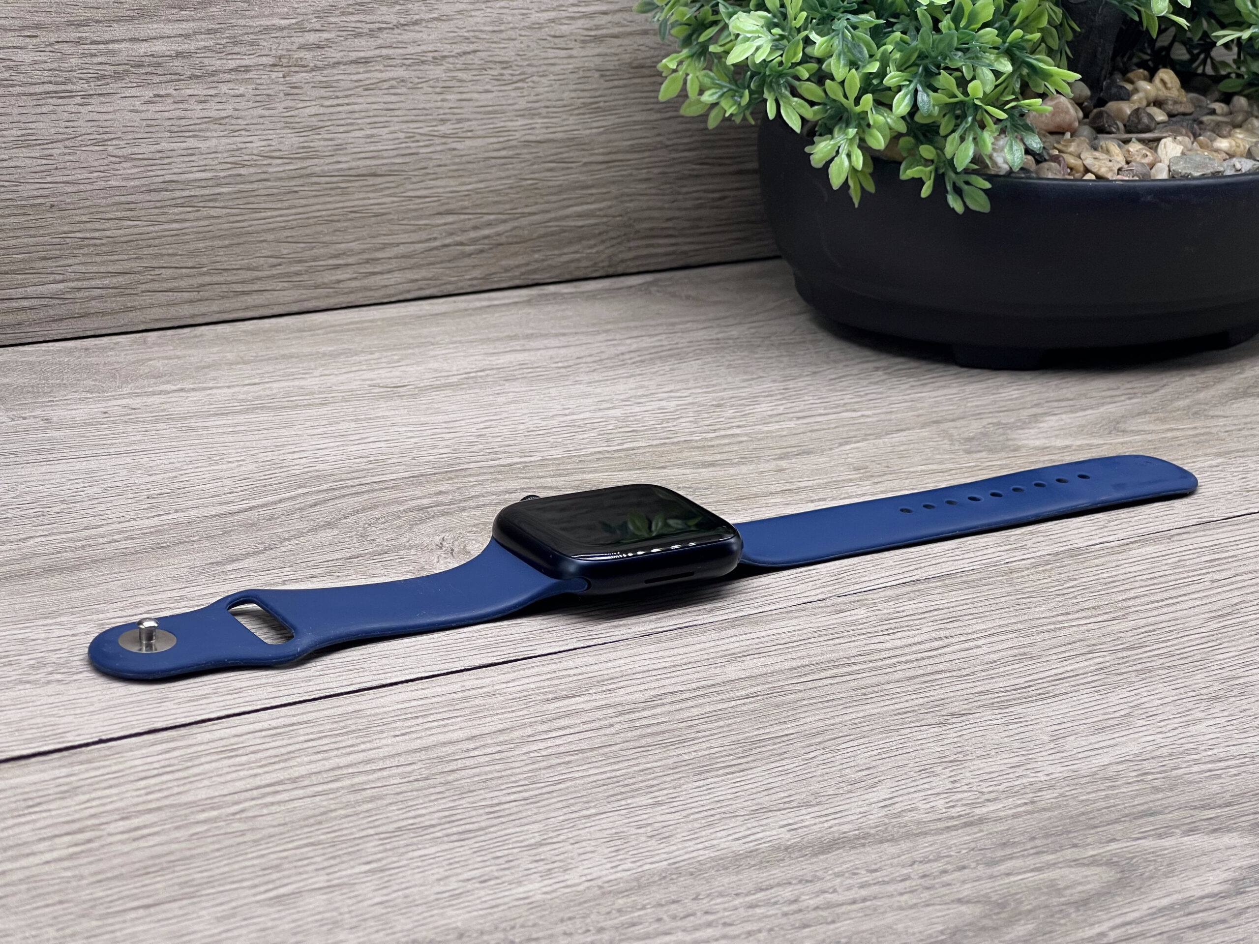 Apple Watch S8 Midnight CEL 45mm 2 ÉV Garanciával Számlával