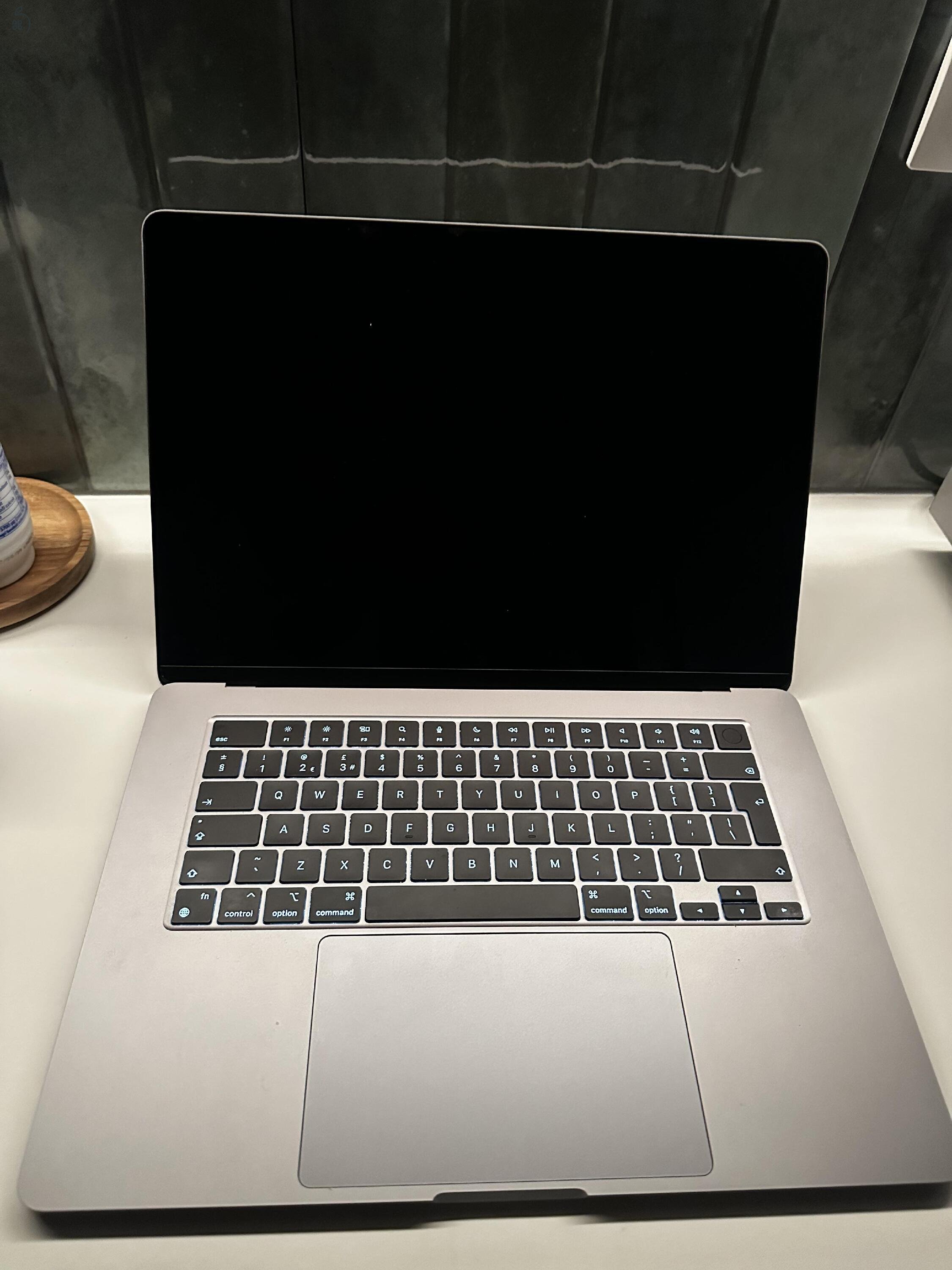 MacBook Air 15