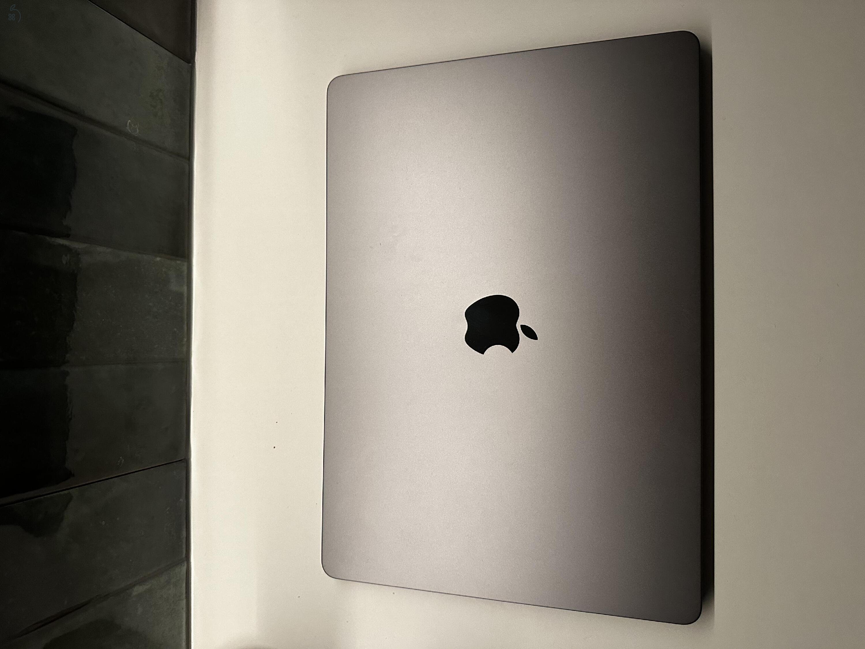 MacBook Air 15