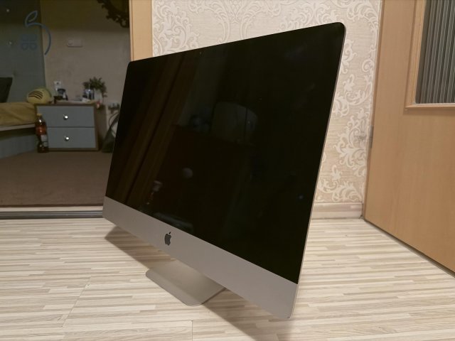 iMac 2019 Late 5K, 16GB RAM, i5