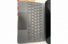 iPad Air (2020) 64 GB Wi-Fi + magyar kiosztású Apple Magic Keyboard