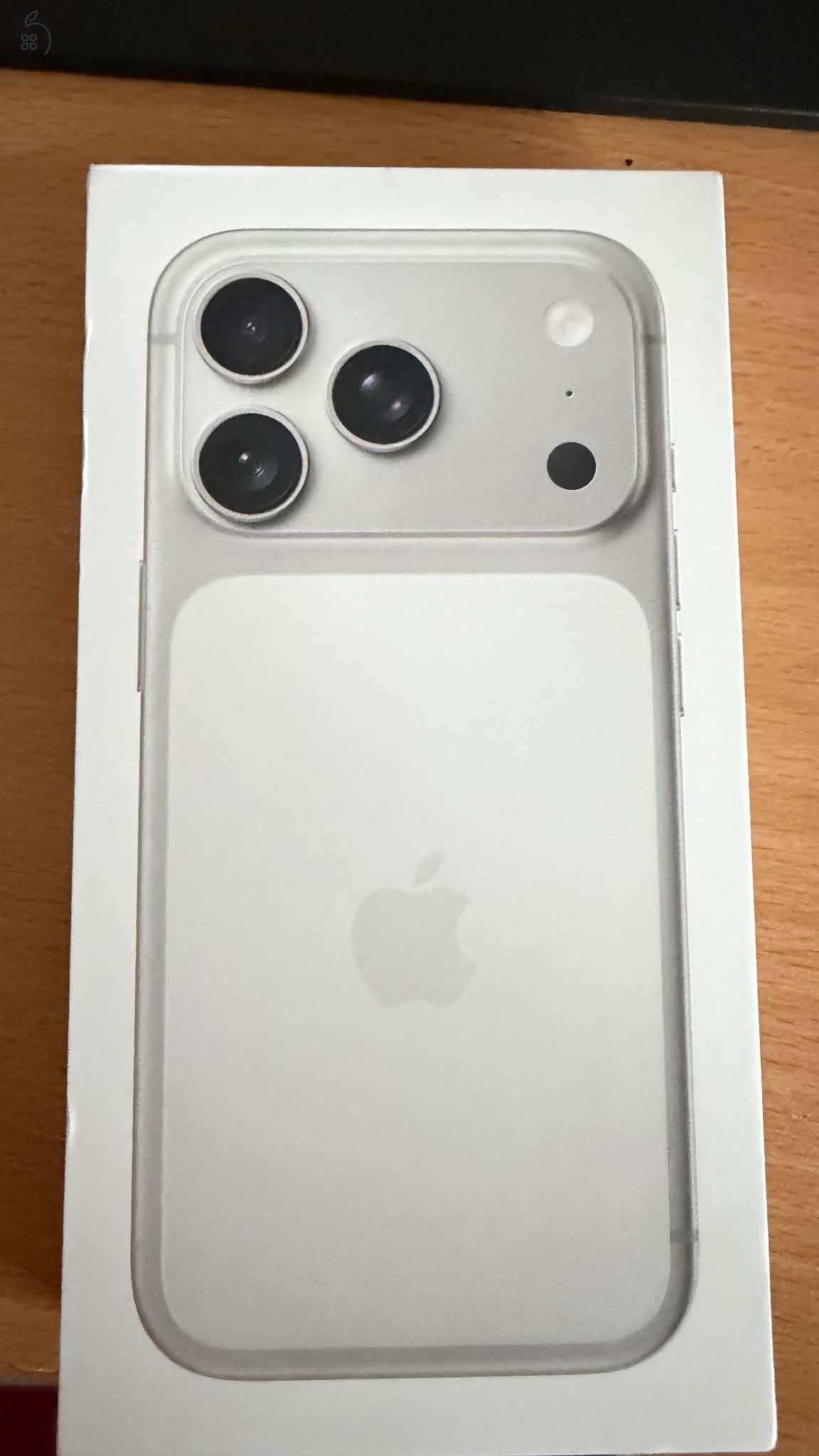 Bontatlan iPhone 17 Pro - 512 GB Silver 3 év GARANCIÁVAL
