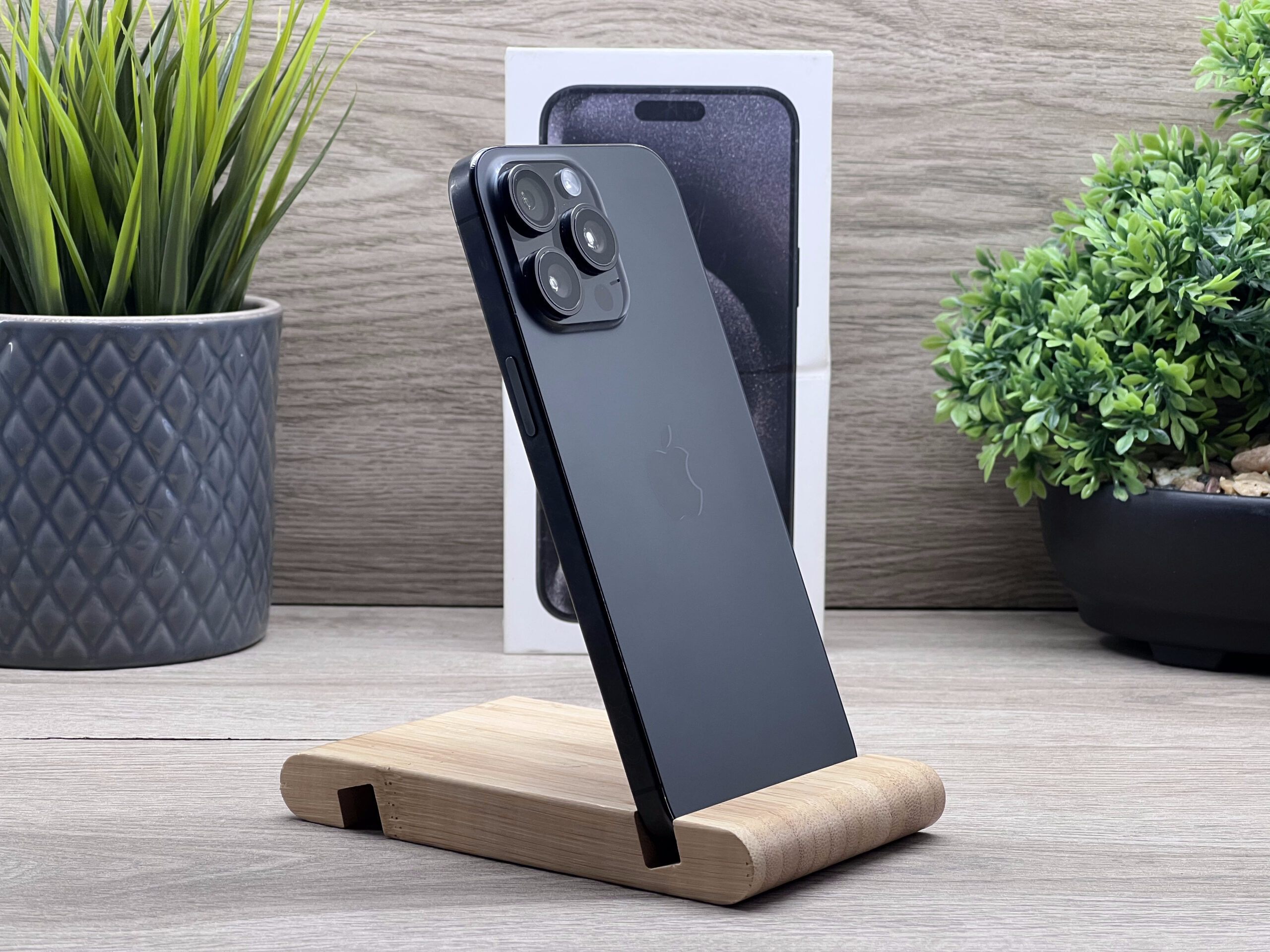 iPhone 15 Pro Max Black Titanium 256GB 2 ÉV Garanciával Számlával