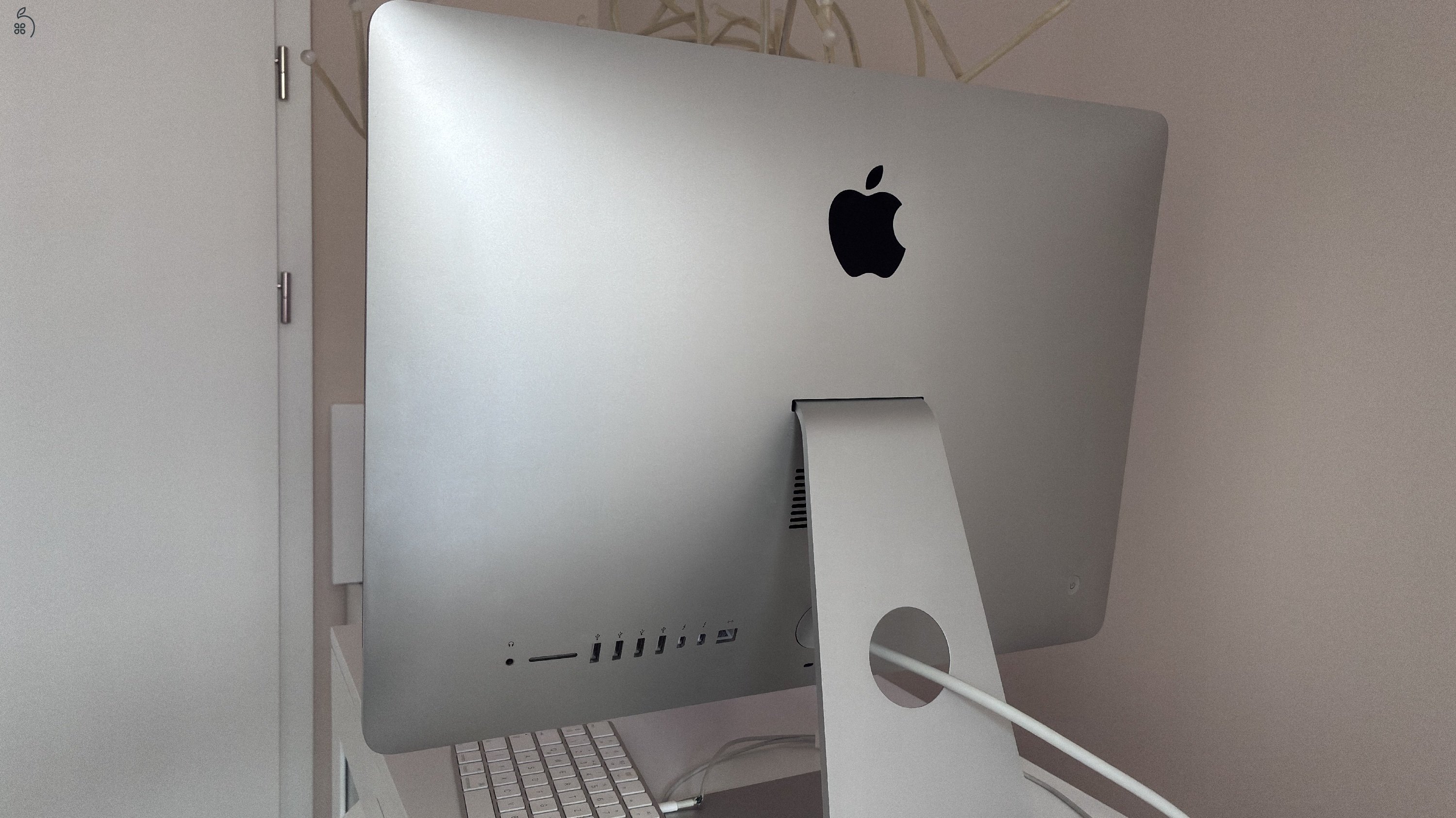 Felújított iMac 21.5 Late 2015 eladó