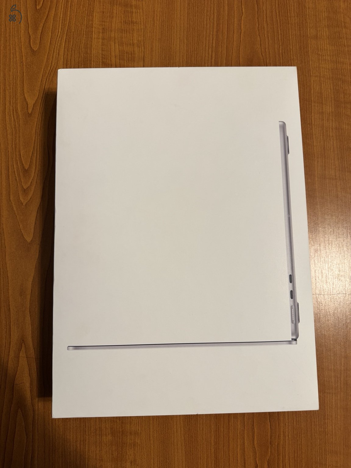 Apple 2026 MacBook Air 13 M5 16GB 512GB - bontatlan, ezüst, számlával