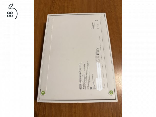 Apple 2026 MacBook Air 13 M5 16GB 512GB - bontatlan, ezüst, számlával