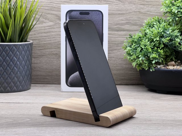Hibátlan iPhone 15 Pro Max Black Titanium 256GB 2 ÉV Garanciával Számlával