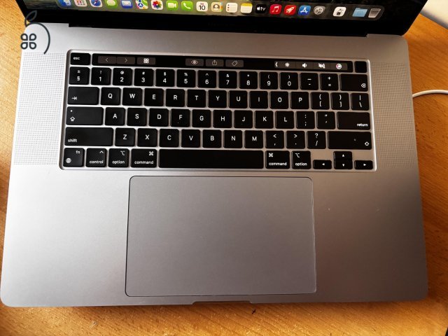 Macbook Pro  Retina 16