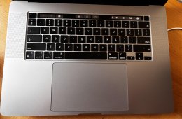 Macbook Pro  Retina 16