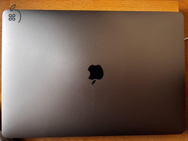 Macbook Pro  Retina 16