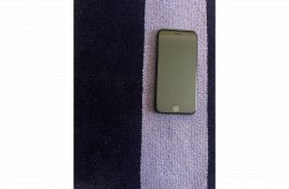 iPhone Se kiváló ,kiegészítőkkel eladó 