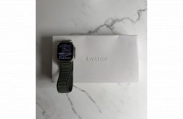 Apple Watch Ultra 1gen. 49mm - Zöld gyári Apple szíjjal - Eredeti dobozában, bontatlan töltőkábellel