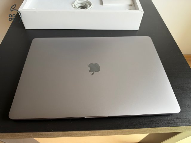 MacBook Pro Retina 16