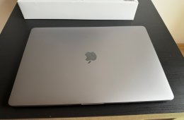 MacBook Pro Retina 16