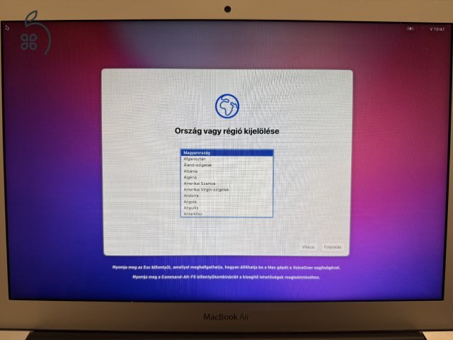 Apple MacBook Air 13” (2017) – 8 GB RAM, 128 GB SSD + 256 GB Transcend JetDrive