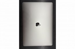 Macbook pro 15 i7 2017
