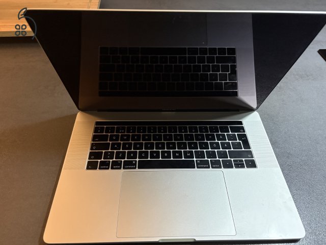 Macbook pro 15 i7 2017