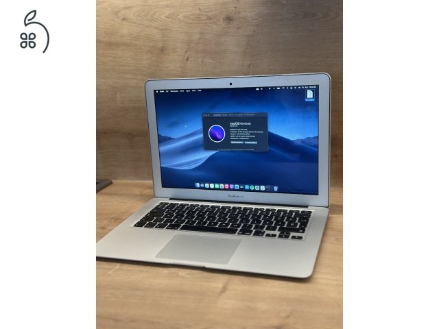 Használt Apple MacBook Air (2017) A1466 128GB 8GB memória ezüst színben