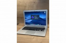 Használt Apple MacBook Air (2017) A1466 128GB 8GB memória ezüst színben