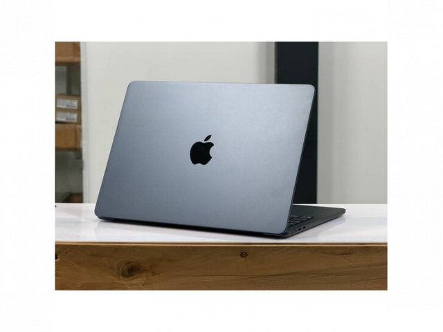 Újszerű Apple MacBook Air 13