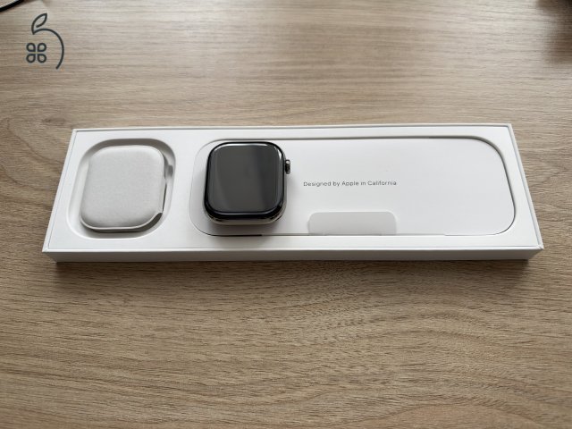 Apple Watch 11 (GPS+Cellular, titán tokkal)