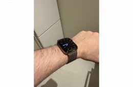 Apple Watch 11 (GPS+Cellular, titán tokkal)