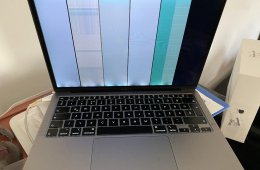 kijelzőhibás / alkatrésznek MacBook Air A2179 13,3 hüvelykes, 1,1 GHz, 8 GB 3733 MHz, 256 GB SSD