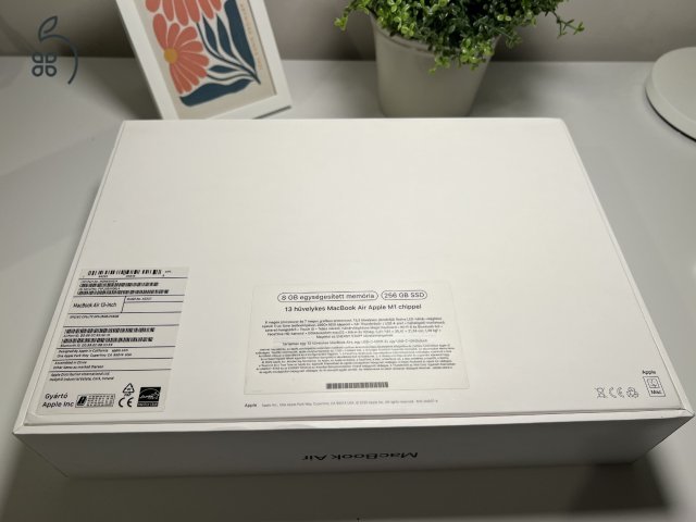 Apple MacBook Air 13” M1 8 GB RAM / 256 GB SSD hibátlan, tesztelt, számlával, dobozában, ingyenes szállítással