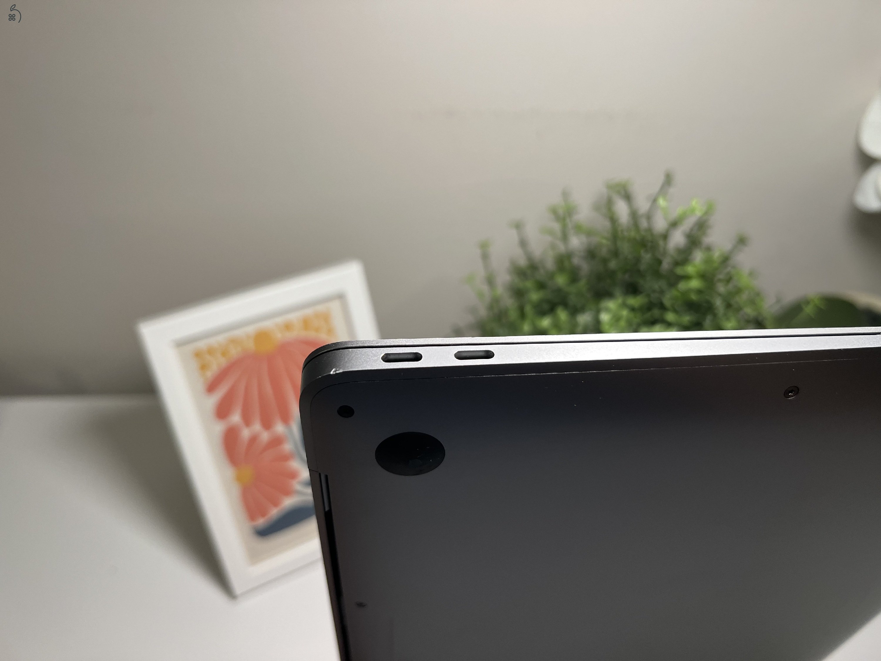 Apple MacBook Air 13” M1 8 GB RAM / 256 GB SSD hibátlan, tesztelt, számlával, dobozában, ingyenes szállítással