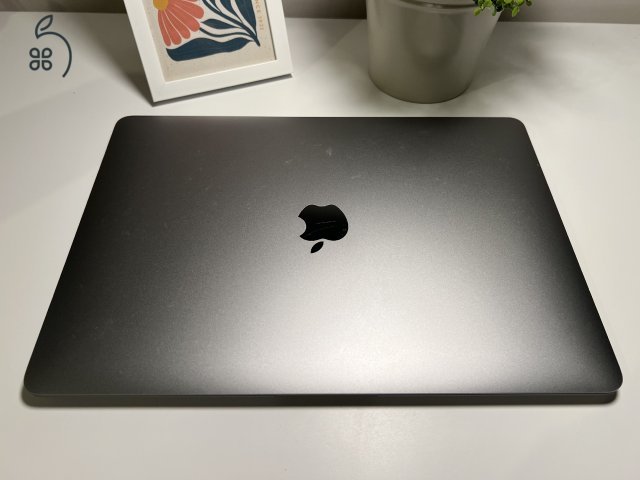 Apple MacBook Air 13” M1 8 GB RAM / 256 GB SSD hibátlan, tesztelt, számlával, dobozában, ingyenes szállítással