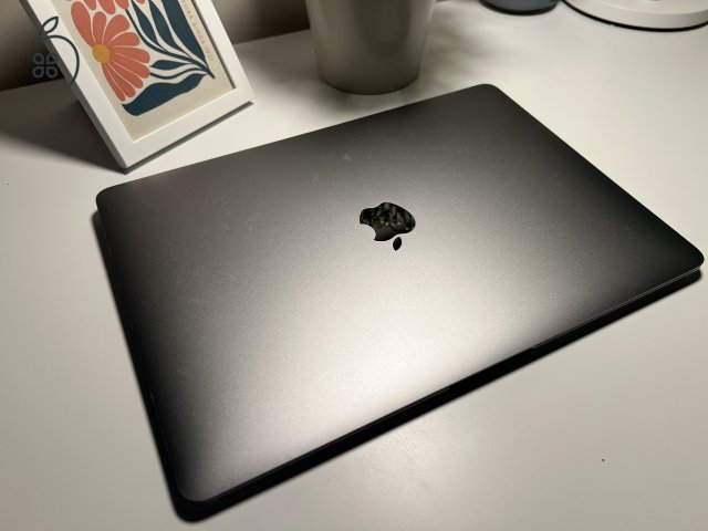 Apple MacBook Air 13” M1 8 GB RAM / 256 GB SSD hibátlan, tesztelt, számlával, dobozában, ingyenes szállítással