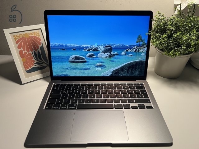 Apple MacBook Air 13” M1 8 GB RAM / 256 GB SSD hibátlan, tesztelt, számlával, dobozában, ingyenes szállítással