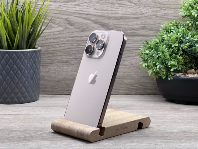 Hibátlan iPhone 16 Pro Desert Titanium 256GB 2 ÉV Garanciával Számlával