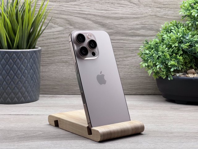 Hibátlan iPhone 16 Pro Desert Titanium 256GB 2 ÉV Garanciával Számlával