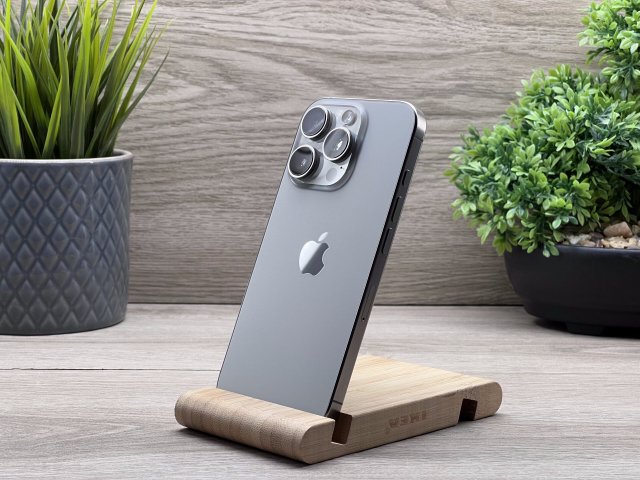 iPhone 16 Pro Natural Titanium 256GB 2 ÉV Garanciával Számlával