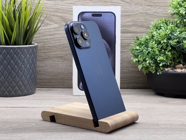 Hibátlan iPhone 15 Pro Max Blue Titanium 256GB 2 ÉV Garanciával Számlával