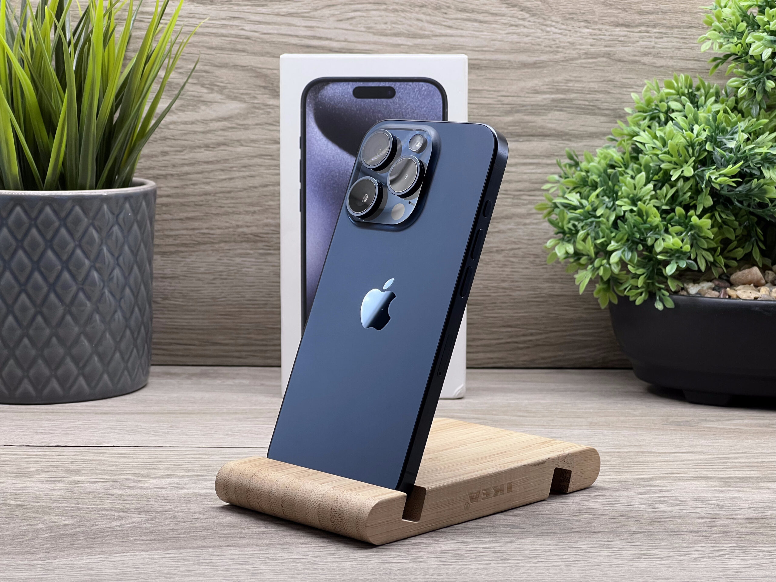 Hibátlan iPhone 15 Pro Blue Titanium 128GB 2 ÉV Garanciával Számlával Aksi 100%