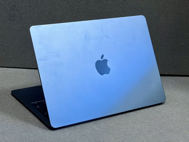 Apple MacBook Air 2022 M2 13