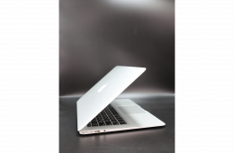Apple MacBook Air 13″ 2017 i5 128 GB Silver 100% akku - 12 HÓ GARANCIA