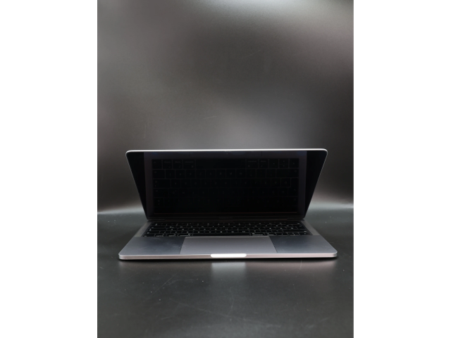 Apple MacBook Pro 13″ Touch Bar 2019 i5 128 GB Space Gray akku - 12 HÓ GARANCIA