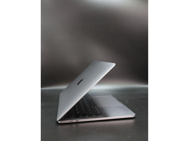 Apple MacBook Pro 13″ Touch Bar 2019 i5 128 GB Space Gray akku - 12 HÓ GARANCIA