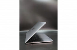 Apple MacBook Pro 13″ Touch Bar 2019 i5 128 GB Space Gray akku - 12 HÓ GARANCIA