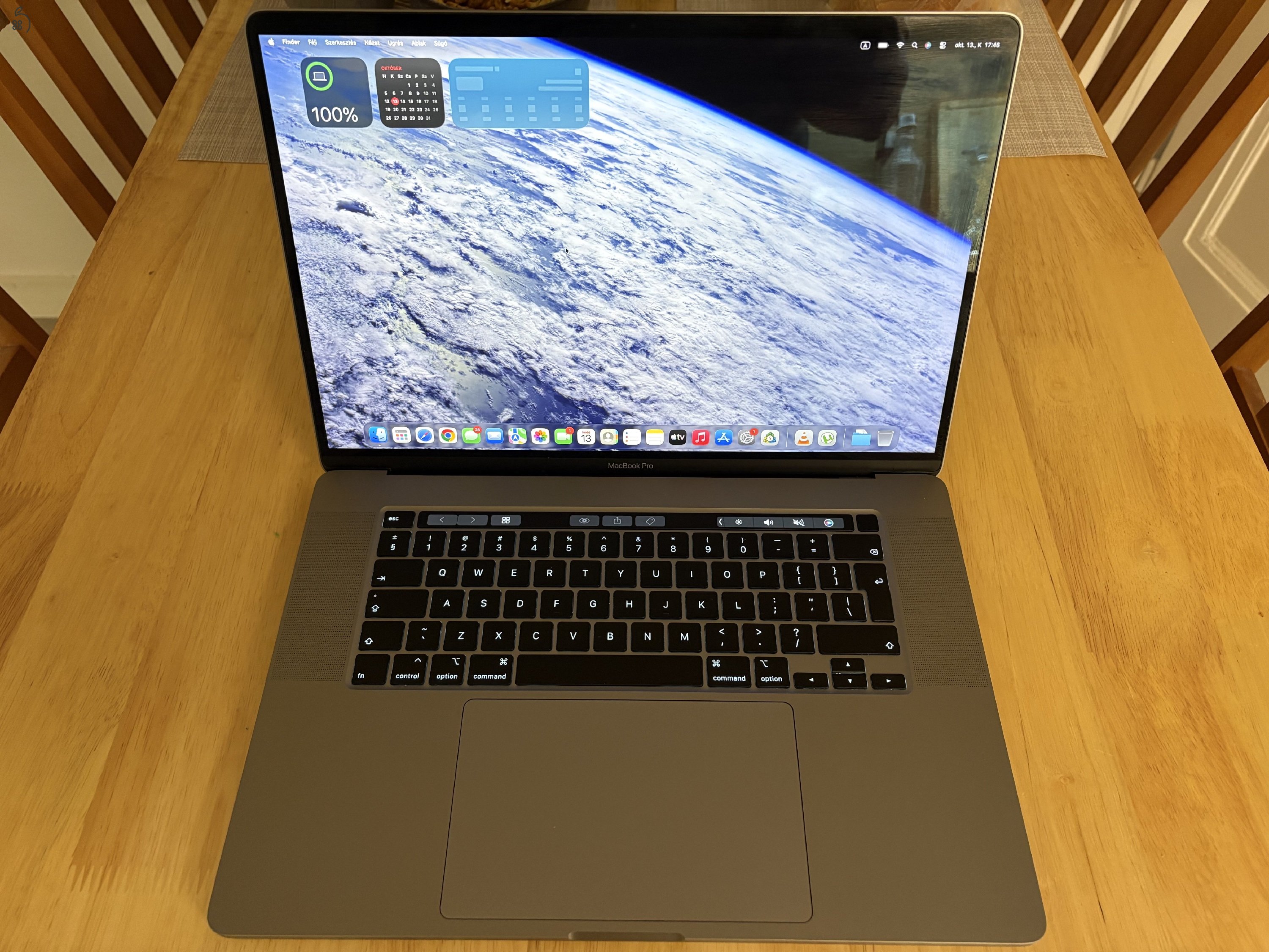 MacBook Pro 16” (2019) – Intel Core i7 / 16 GB RAM / 512 GB SSD