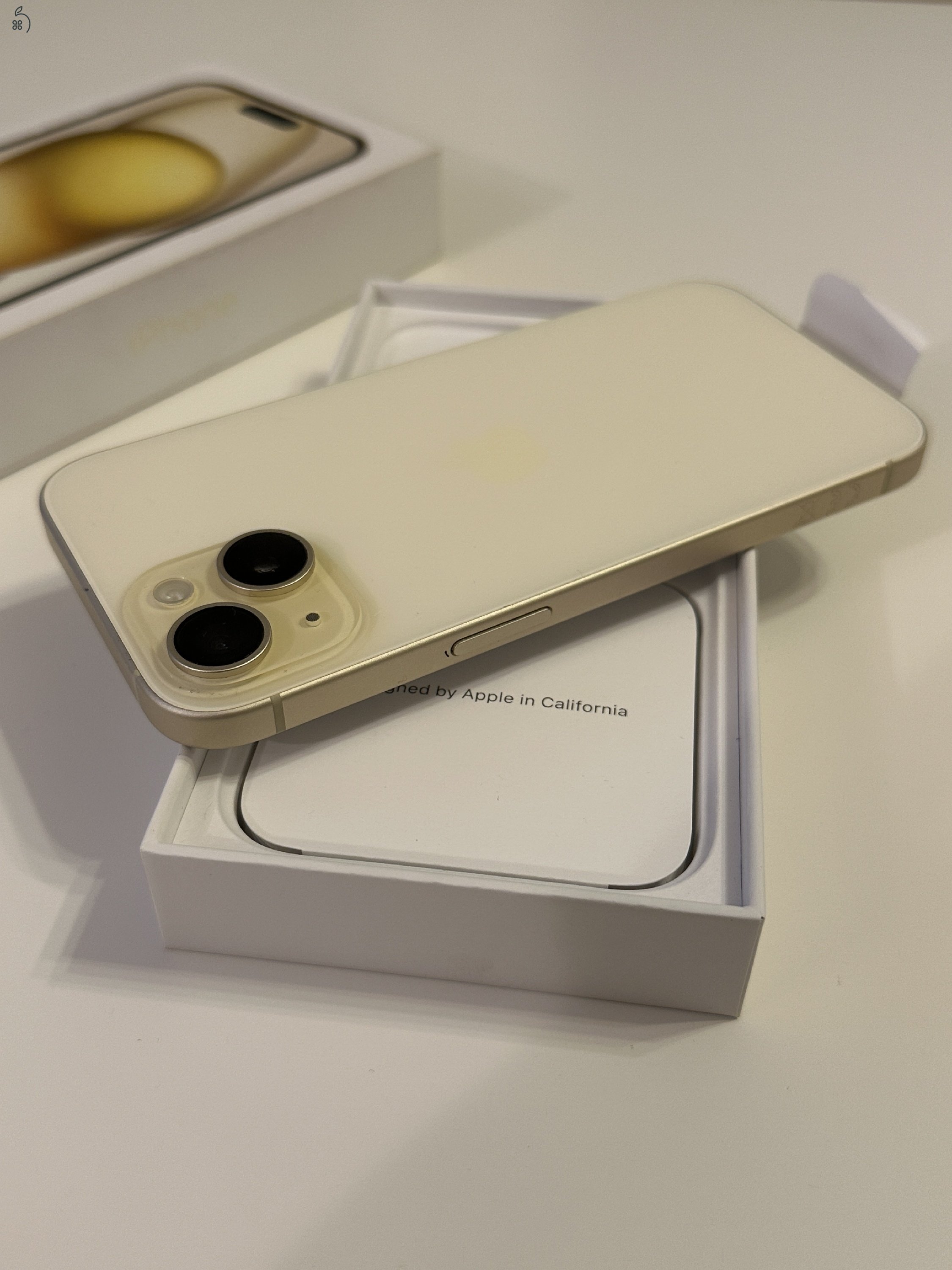 iPhone 15 sárga FÜGGETLEN - 100% akku 0 CIKLUS