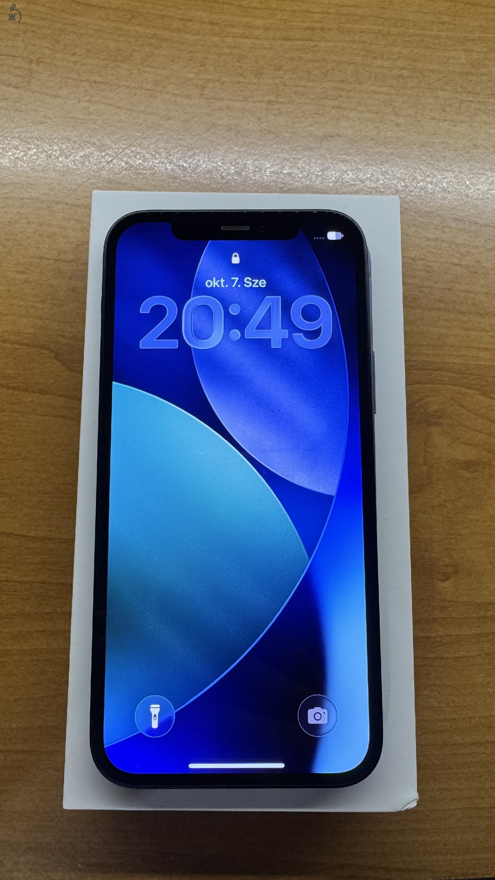 iPhone 12