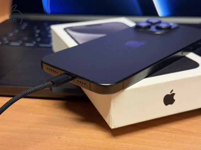 Újszerű Iphone 15 Pro Max 512GB 87% Black Titanium